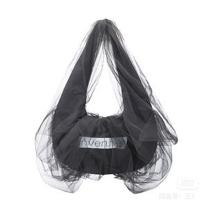 venvennet X Toby tote bag